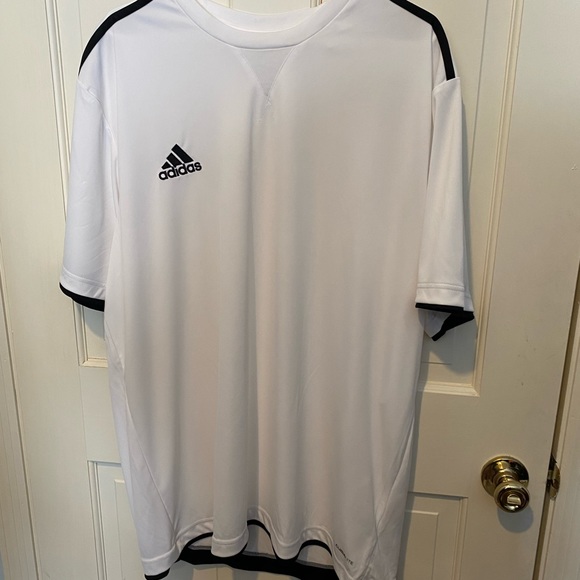 Adidas Climalite Sports Shirt 2XL - Picture 5 of 5